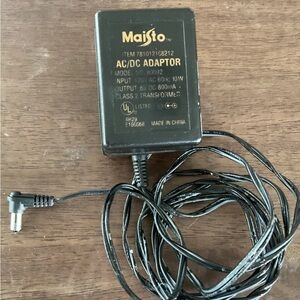 Maisto AC/DC Adapter - Black Power Supply
